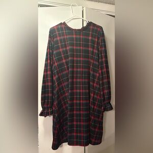 Maurices Women’s Plaid dress - perfect for Christmas! NWT